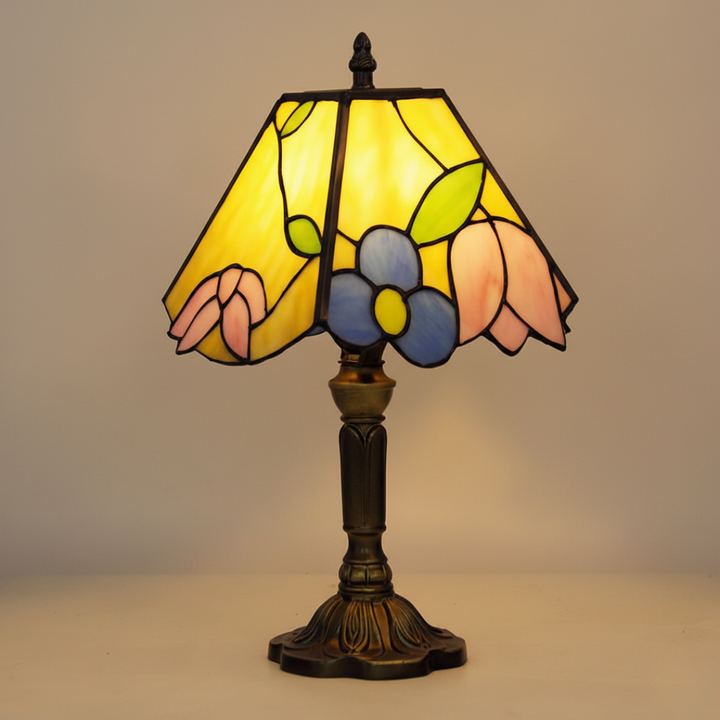 Lampa Stołowa w Stylu Retro Barokowym